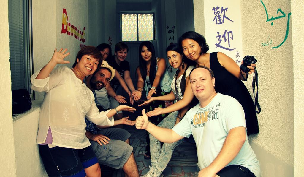 10 Coins Hostel & Tours Sofia Esterno foto